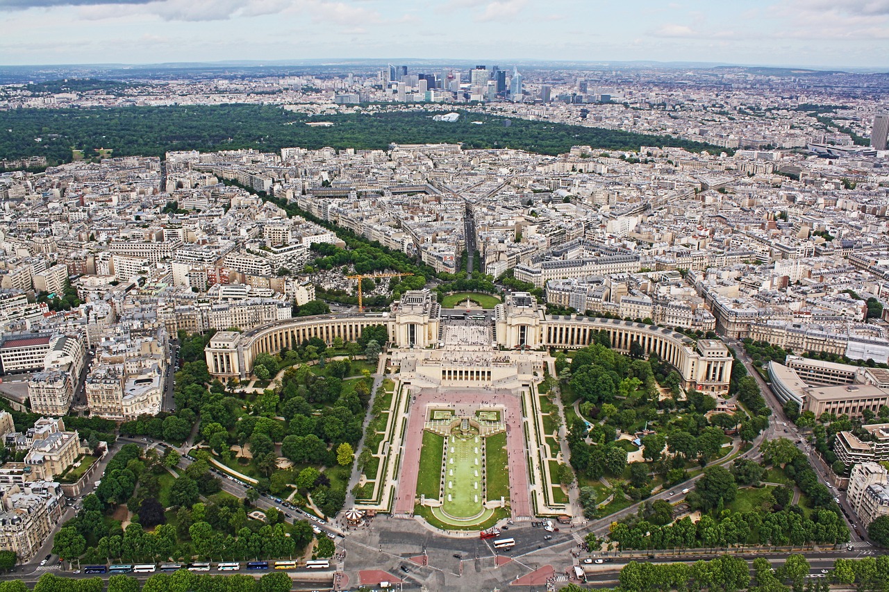 paris-2223018_1280